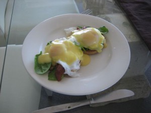 Pti déj... Au menu : oeuf Benedict